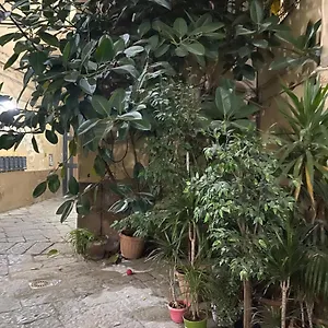https://the-paradise-house.hotels-amalfi.com